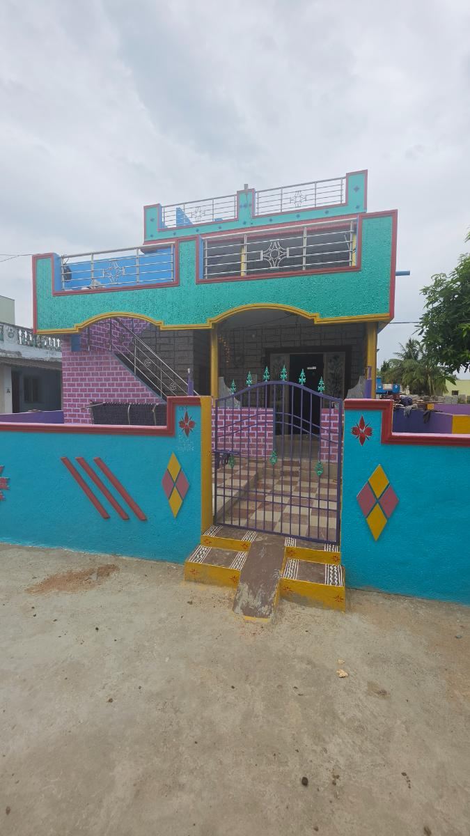 1 Bhk house 15+ Years