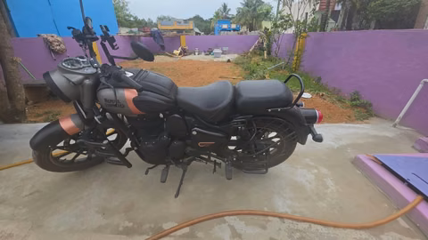 Royal Enfield gun Grey colour 2025 Model 